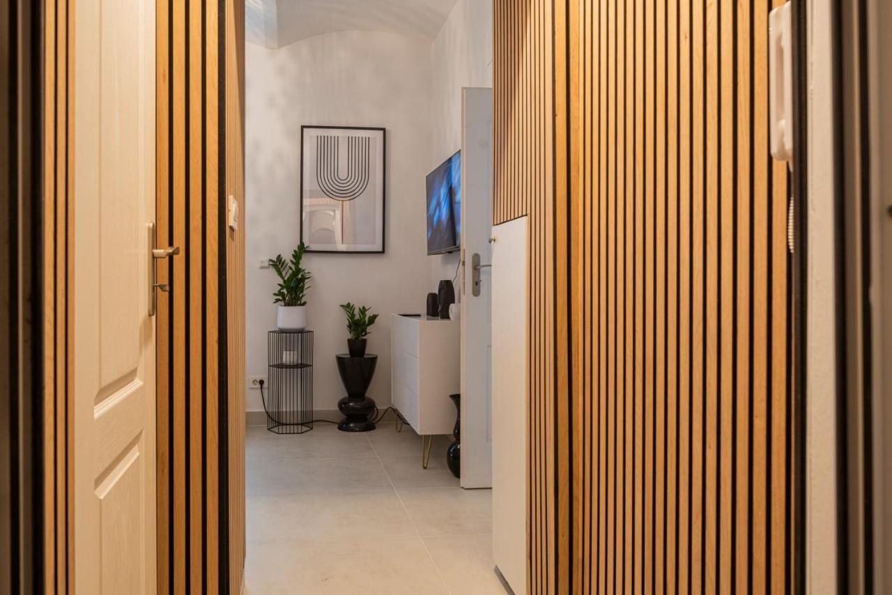 M&M Apartment ซาเกร็บ ภายนอก รูปภาพ